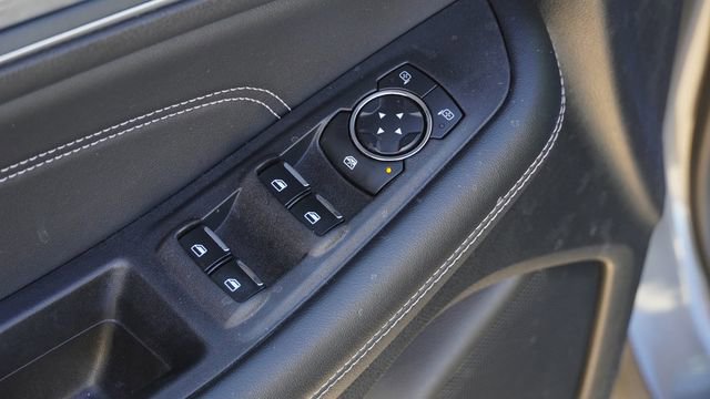 Used 2024 Ford Edge Titanium image 20
