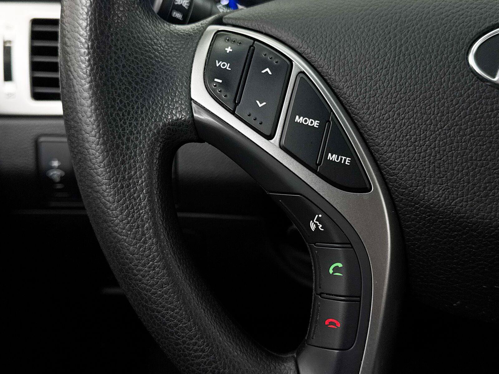 Used 2014 Hyundai Elantra GT FWD image 23