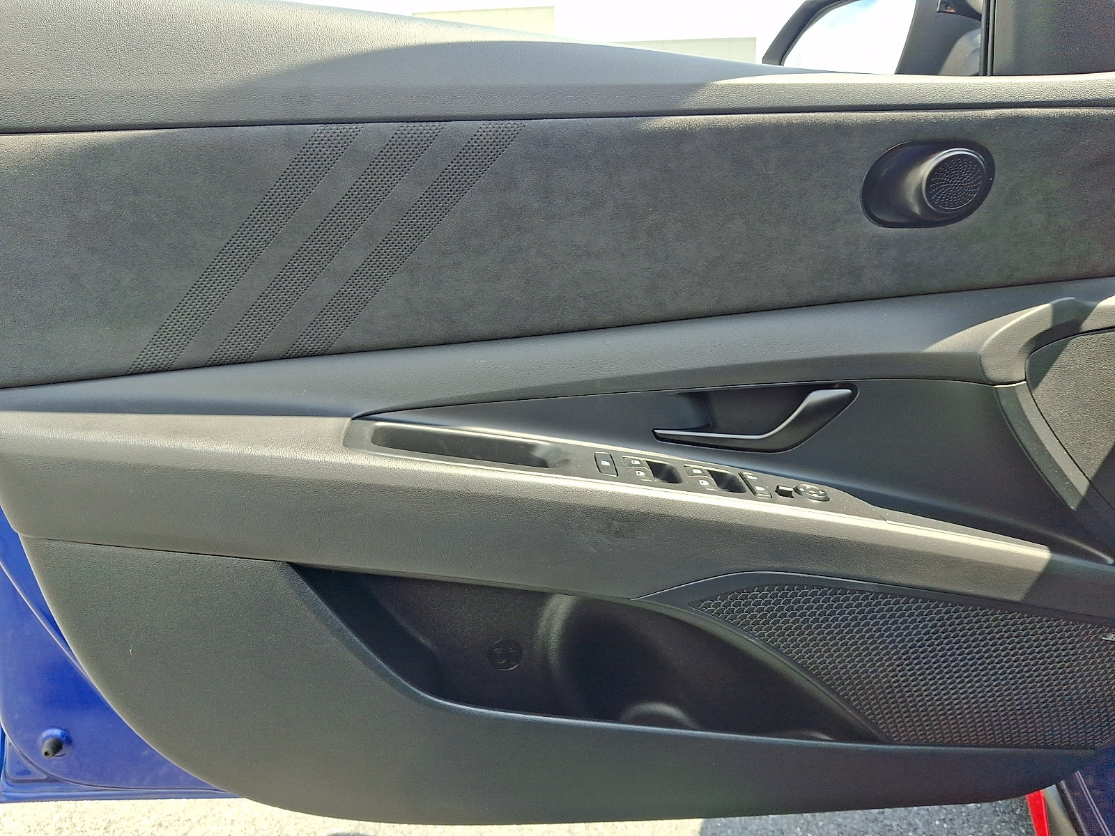 Used 2025 Hyundai Elantra N FWD image 14