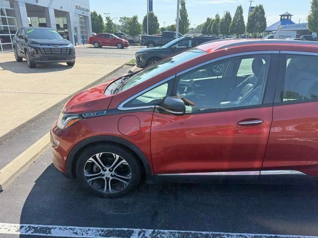 Used 2020 Chevrolet Bolt Premier w/ Infotainment Package FWD image 5