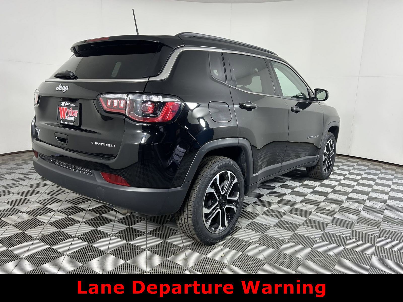 Used 2022 Jeep Compass Limited image 5
