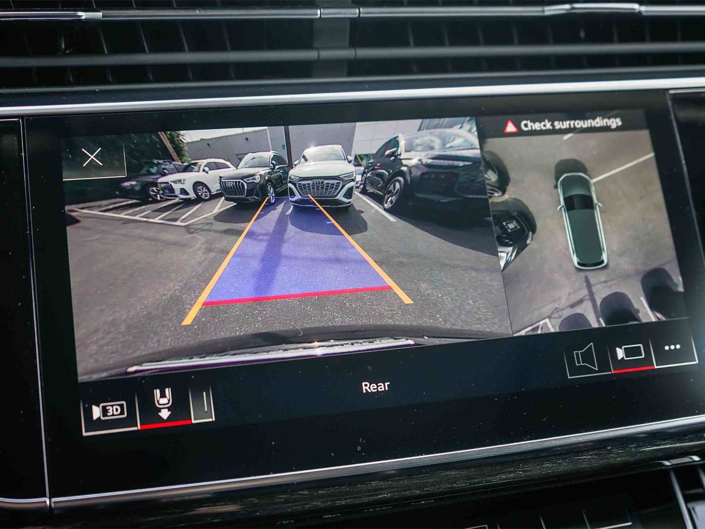 Used 2023 Audi Q7 2.0T Premium w/ Convenience Package image 23