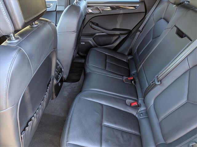 Used 2022 Porsche Macan AWD/4WD image 21