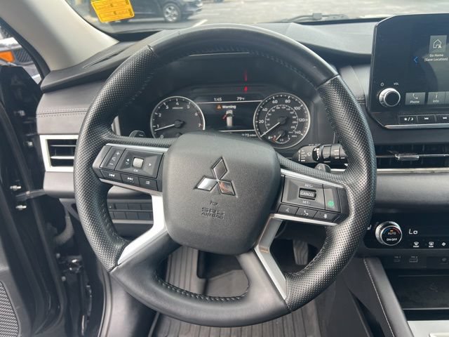 Used 2024 Mitsubishi Outlander SE Black Edition AWD/4WD image 10