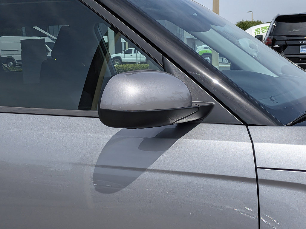 Used 2023 Kia Soul LX w/ LX Technology Package FWD image 38