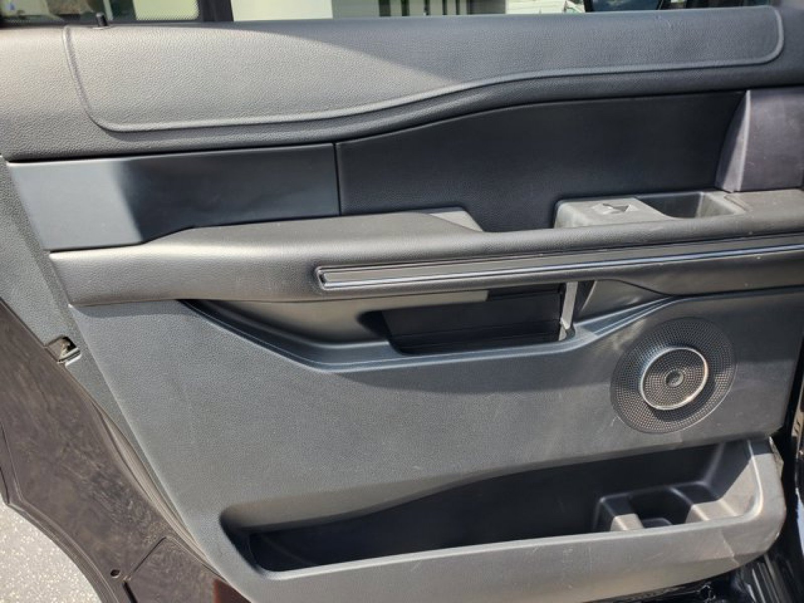 Used 2019 Ford Expedition Max XLT w/ Equipment Group 201A image 30