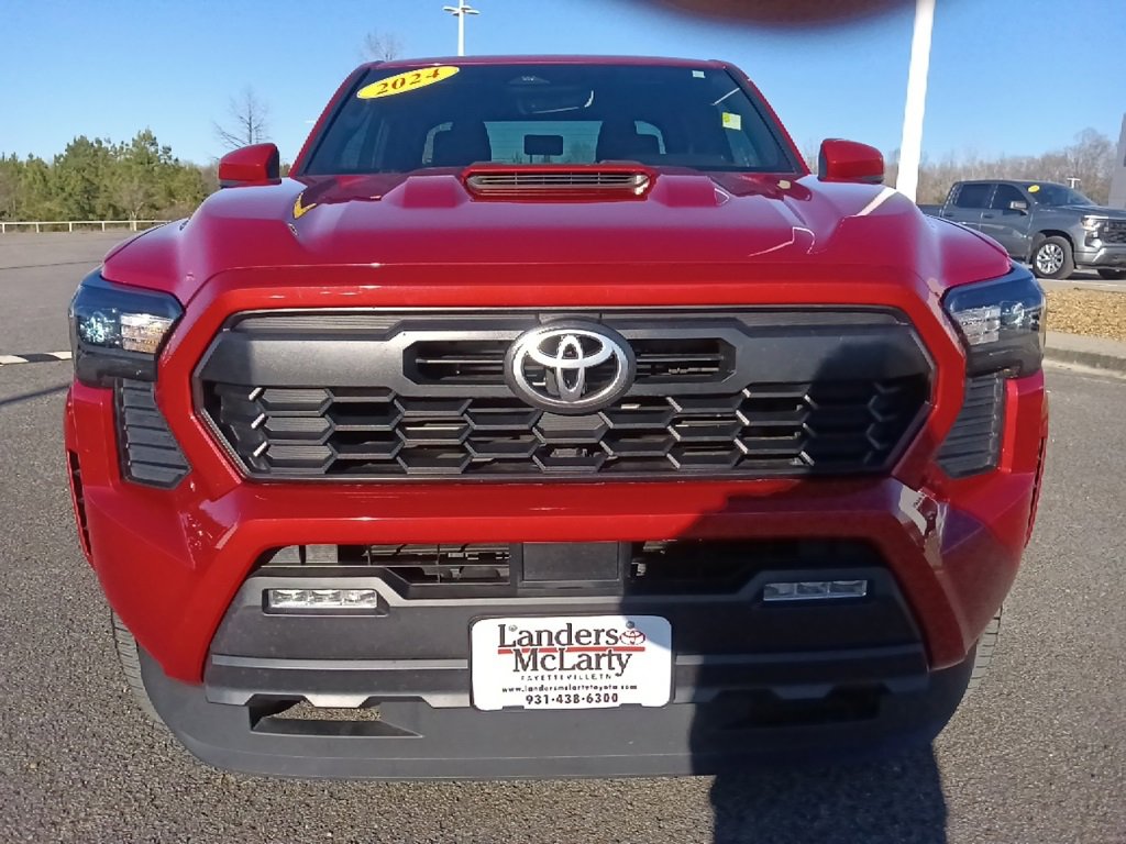 Used 2024 Toyota Tacoma TRD Sport image 8
