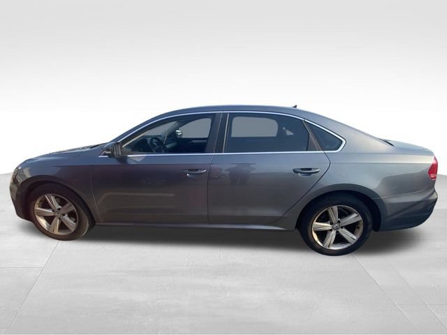Used 2013 Volkswagen Passat 2.5 SE FWD image 4