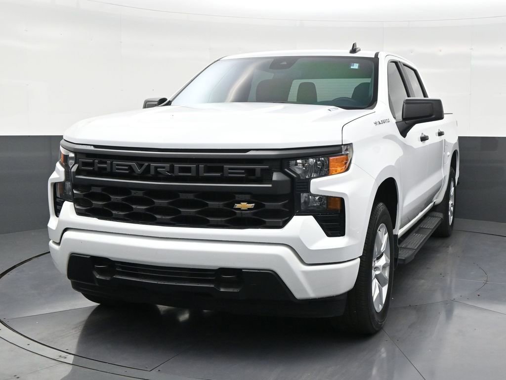 Used 2025 Chevrolet Silverado 1500 Custom image 8