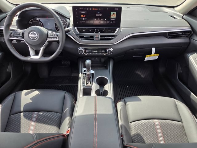 New 2026 Nissan Altima 2.5 SR FWD image 13