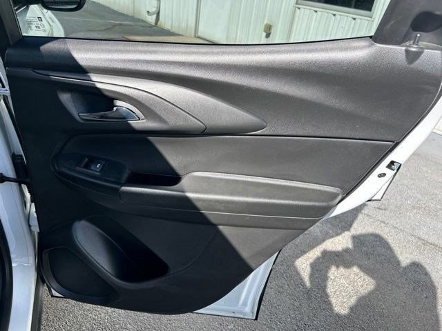Used 2021 Chevrolet TrailBlazer LT FWD image 37