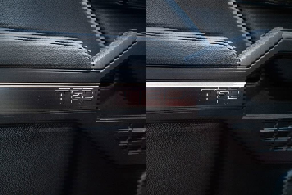 Certified 2025 Toyota Tacoma TRD Off-Road image 23