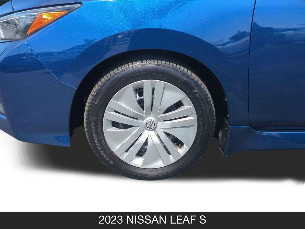 Used 2023 Nissan Leaf S FWD image 11