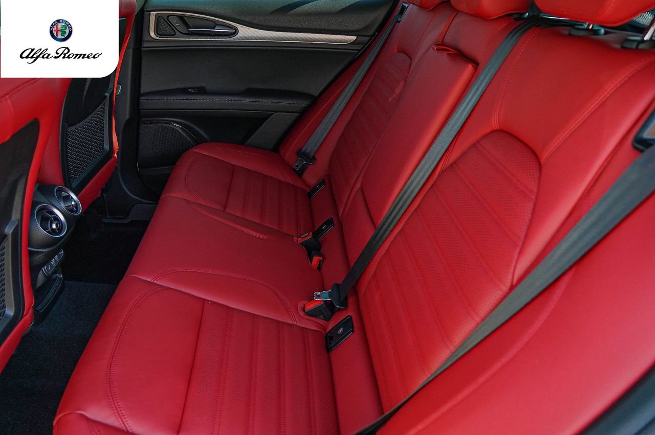 New 2025 Alfa Romeo Stelvio Sprint w/ Veloce Package image 25