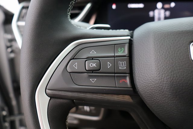 New 2025 Jeep Grand Cherokee Altitude image 13