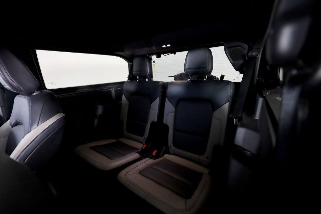 Used 2023 Ford Bronco Wildtrak image 14