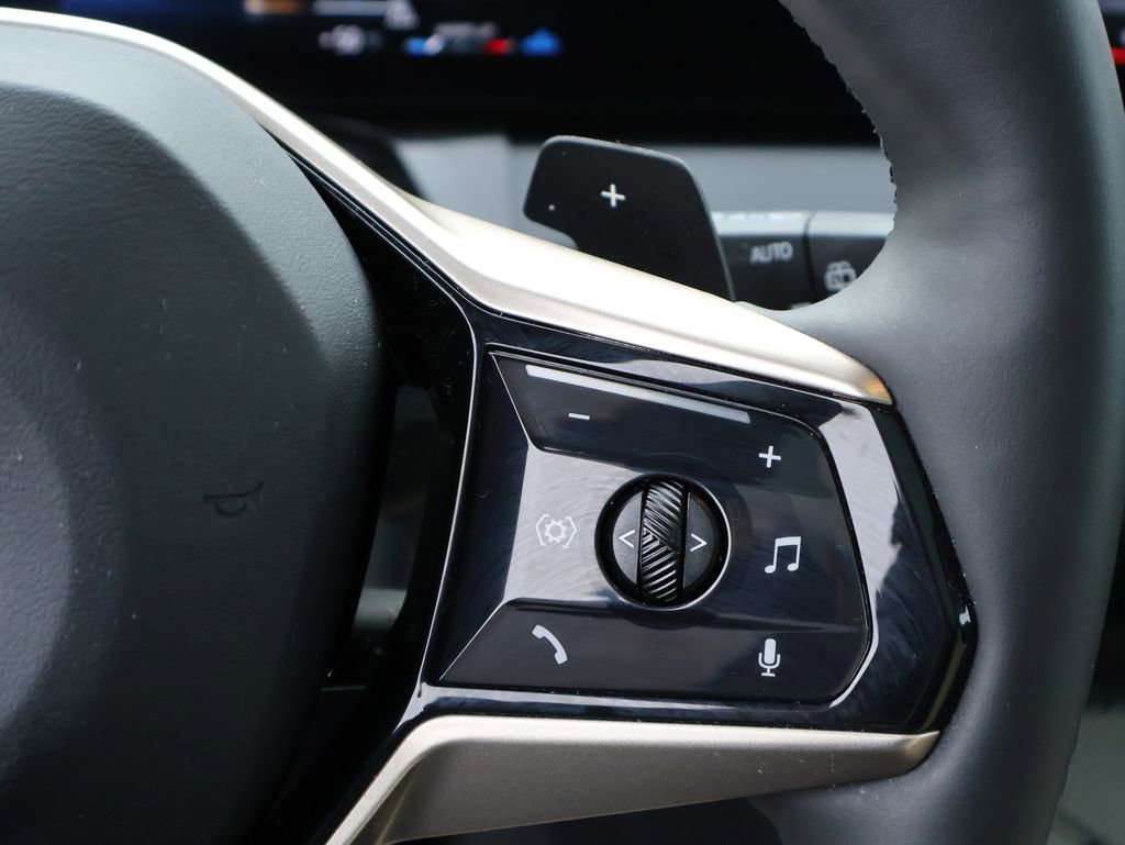 Certified 2025 BMW X3 xDrive30i w/ Premium Package image 36