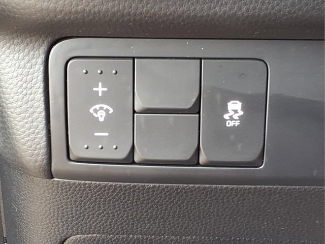 Used 2019 Kia Soul + FWD image 17