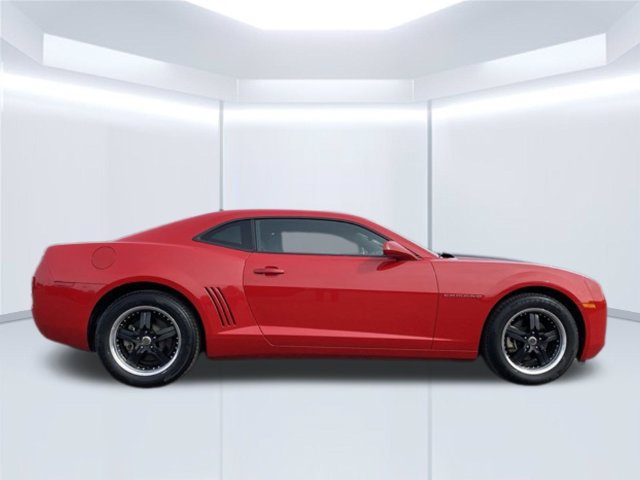 Used 2010 Chevrolet Camaro LS RWD image 5