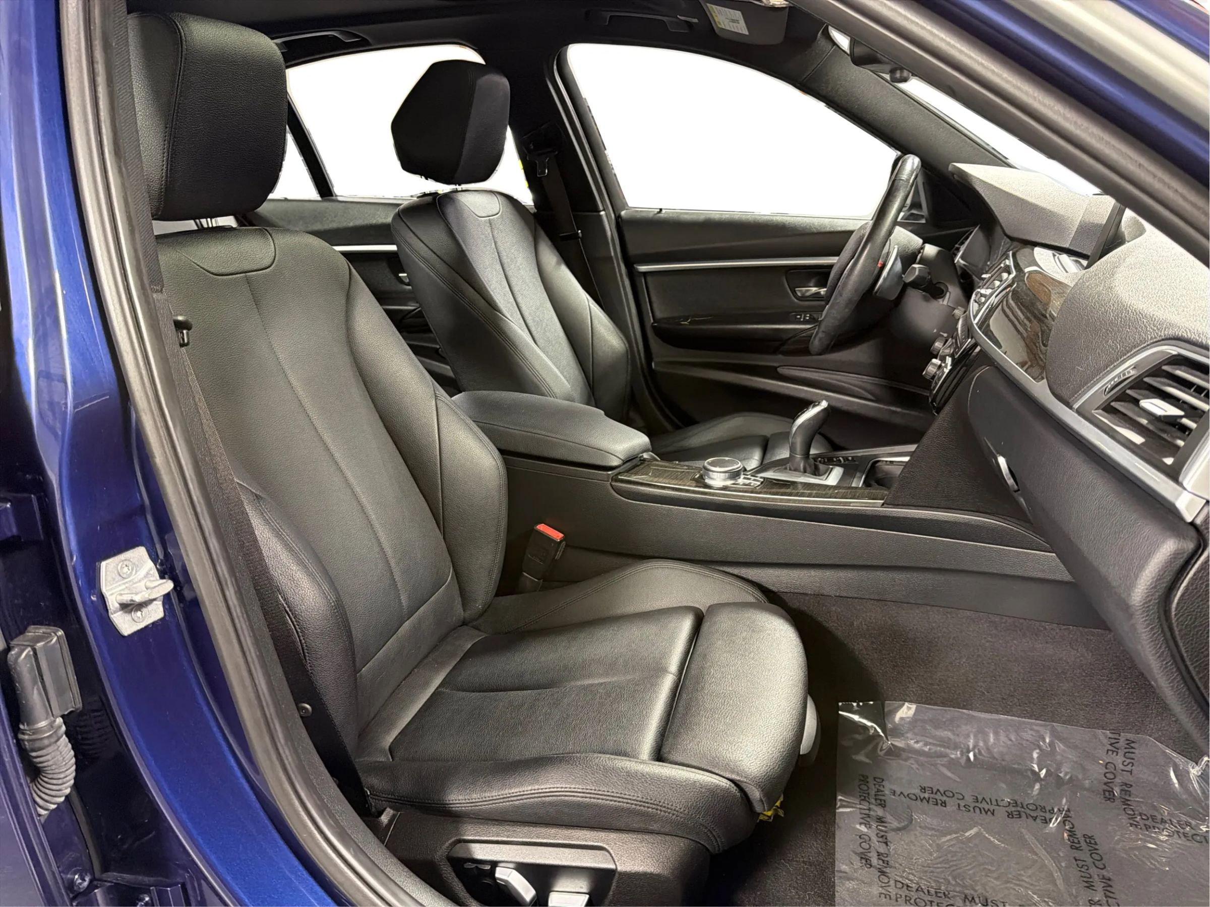 Used 2017 BMW 330i Sedan image 28