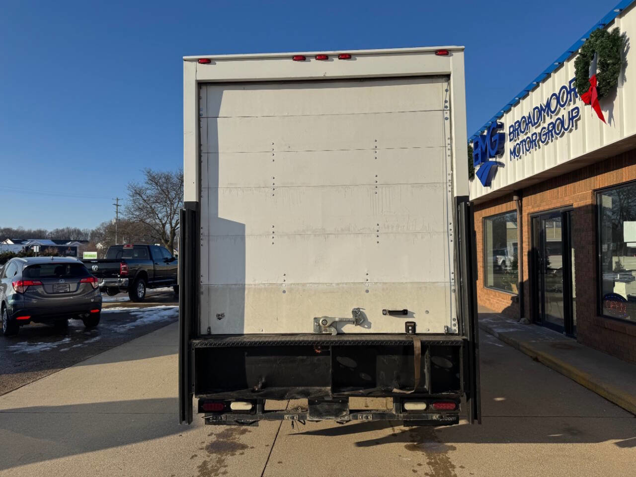 Used 2014 Chevrolet Express 3500 3500 2dr 139 in. WB Cutaway  w image 19