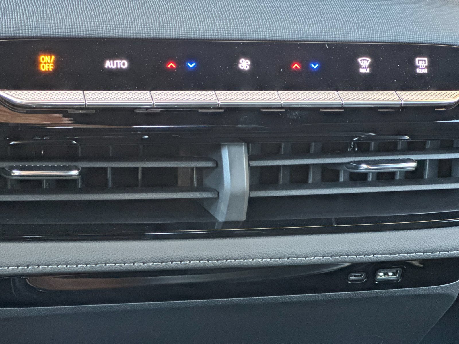 New 2026 Buick Enclave Sport Touring FWD image 22