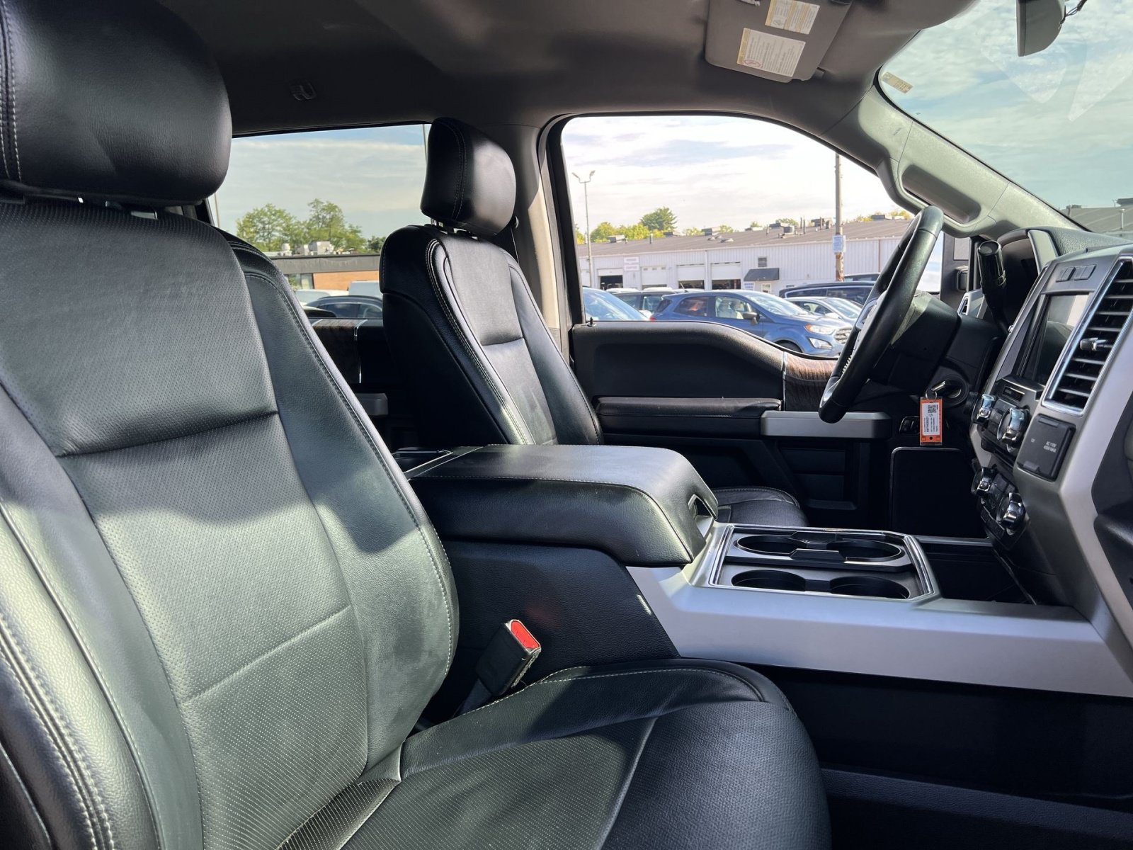 Used 2017 Ford F350 Lariat w/ Chrome Package AWD/4WD image 34