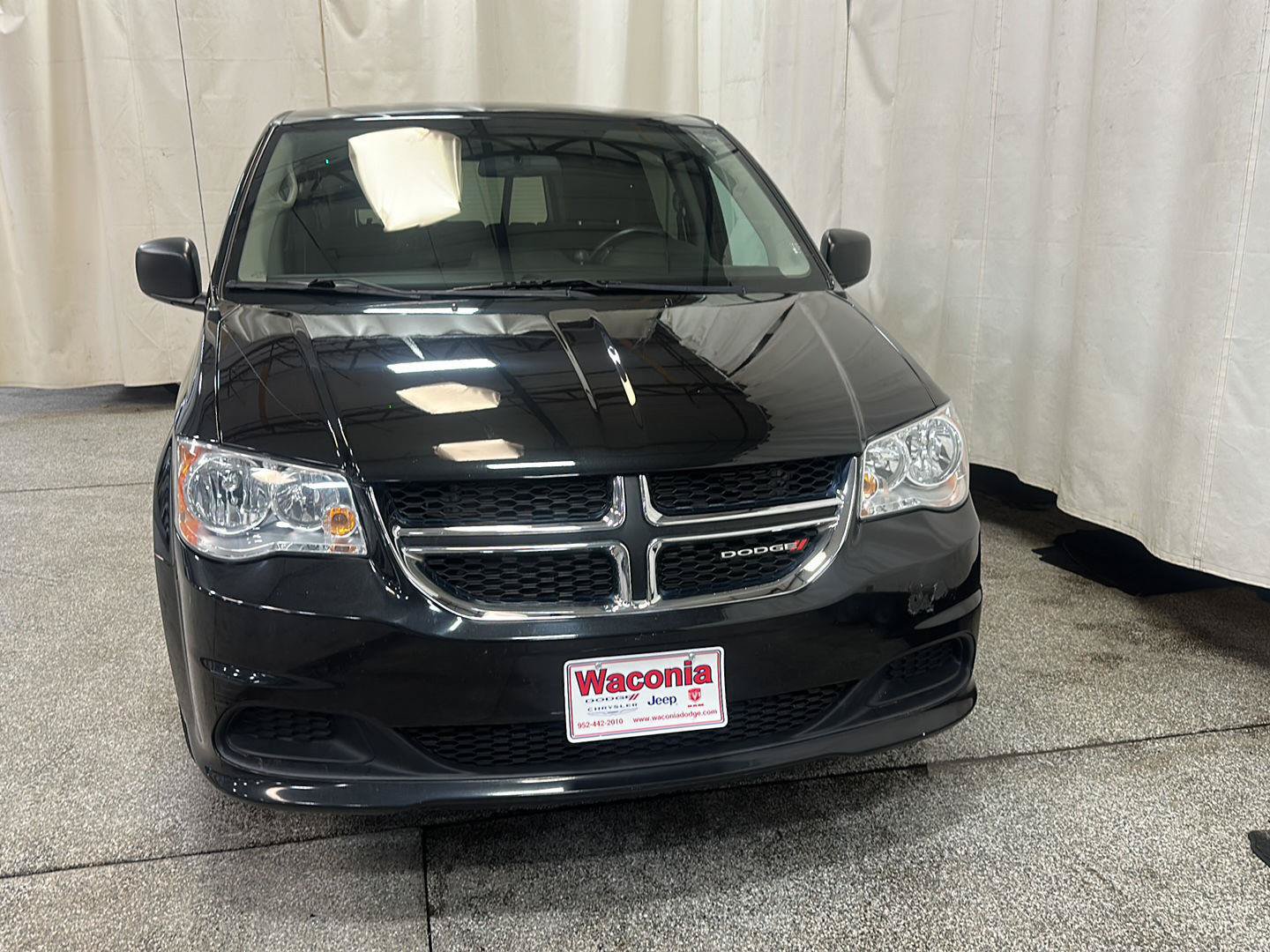 Used 2015 Dodge Grand Caravan SE w/ Quick Order Package 29E SE FWD image 8