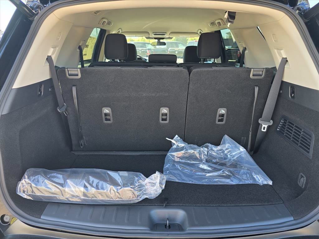 New 2026 Nissan Pathfinder SV AWD/4WD image 21