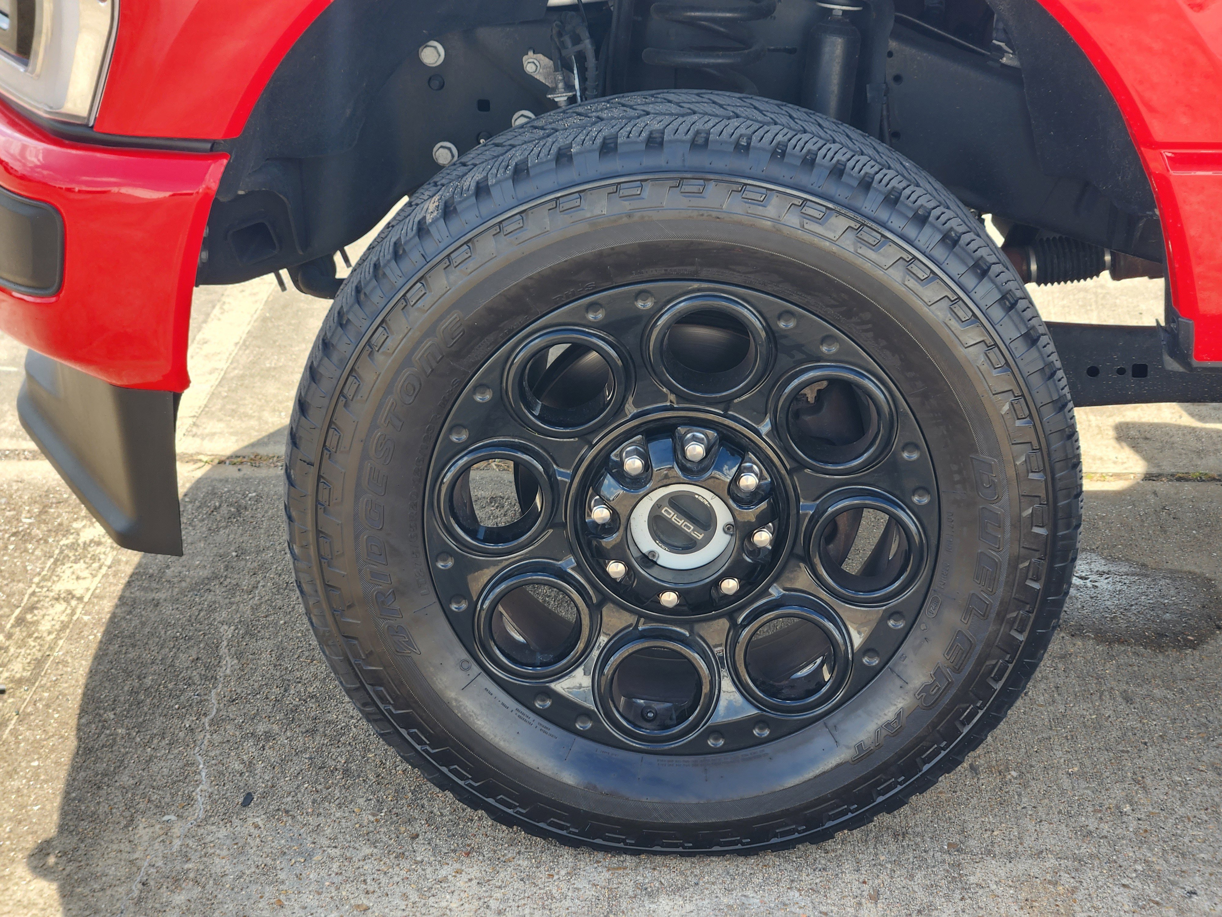 Used 2024 Ford F250 Lariat w/ Black Appearance Package image 7