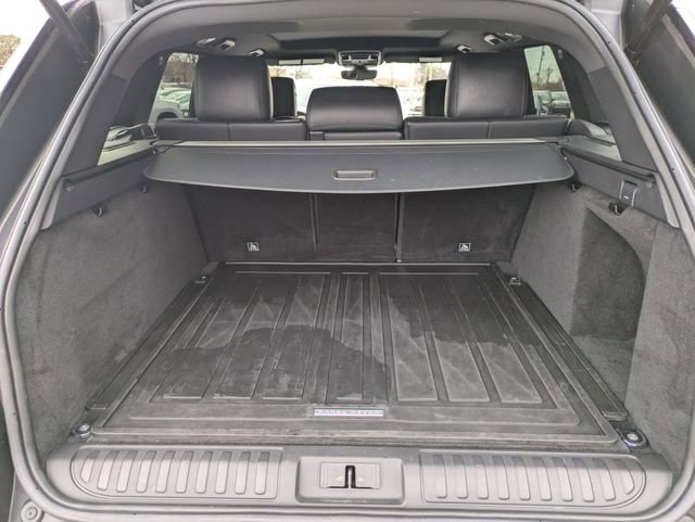 Used 2017 Land Rover Range Rover Sport HSE Dynamic image 16
