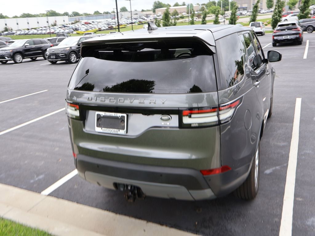 Used 2019 Land Rover Discovery SE AWD/4WD image 12
