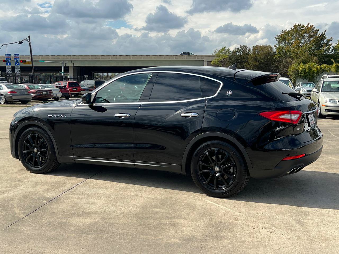Used 2018 Maserati Levante AWD/4WD image 65