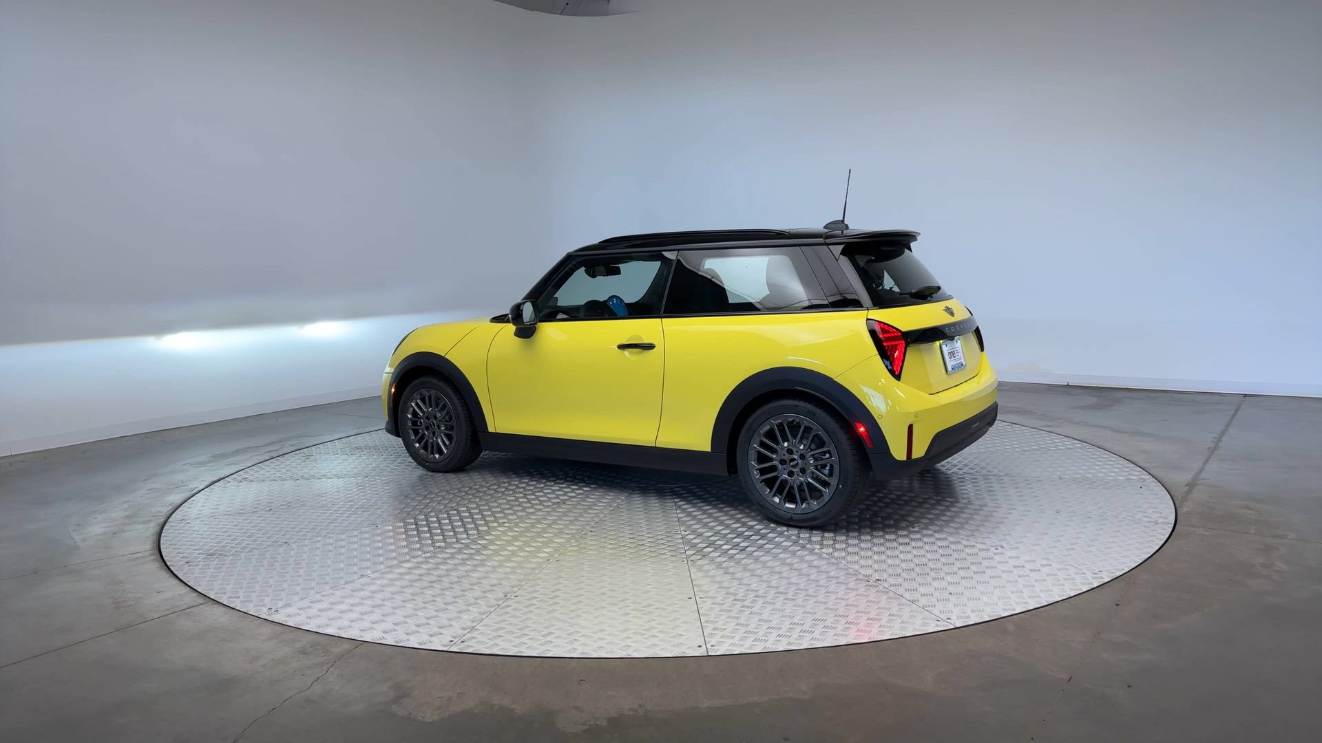 Used 2026 MINI Cooper S FWD image 8