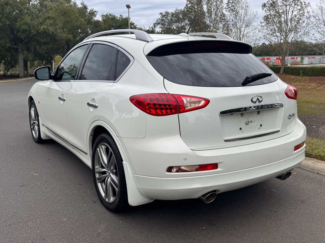 Used 2015 INFINITI QX50 AWD image 11