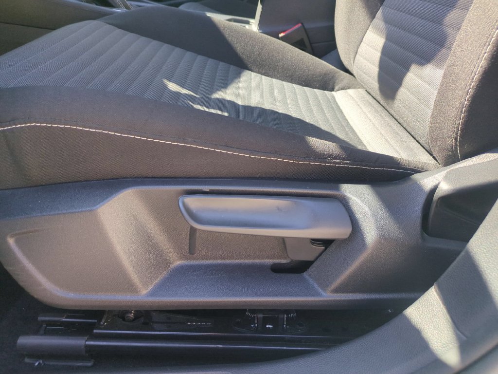 Used 2025 Volkswagen Jetta S FWD image 14