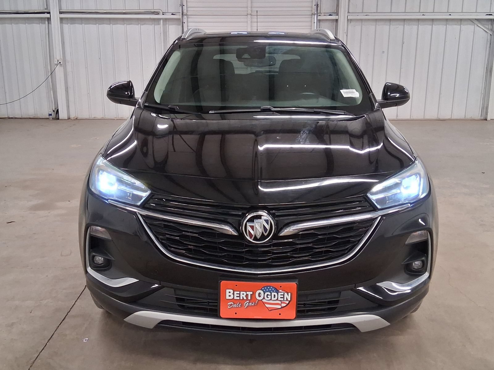 Used 2023 Buick Encore GX Essence w/ Experience Buick Package FWD image 2