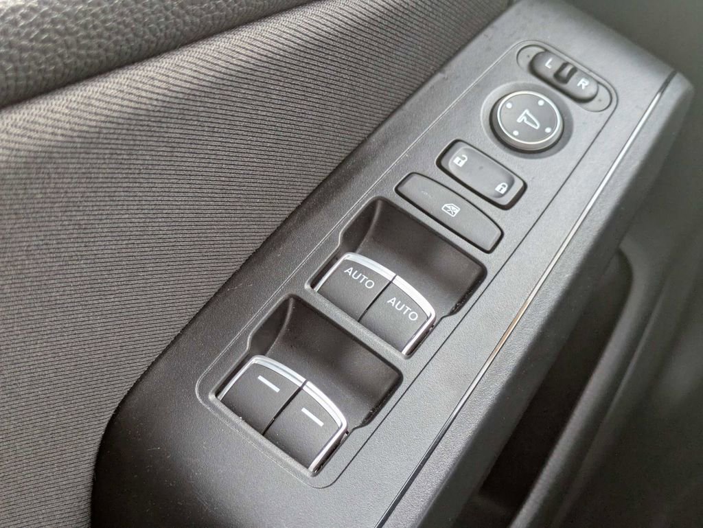 Used 2023 Honda Civic Sport image 23