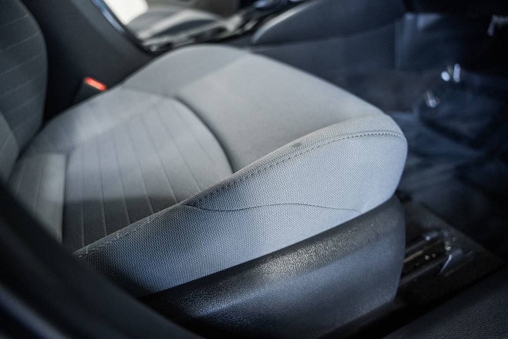 Used 2024 Toyota Corolla SE image 29