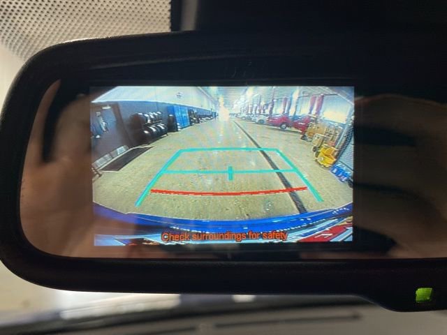 Used 2018 Toyota C-HR XLE image 19