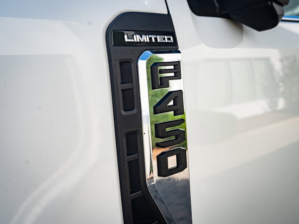 Used 2024 Ford F450 Limited w/ FX4 Off-Road Package image 9