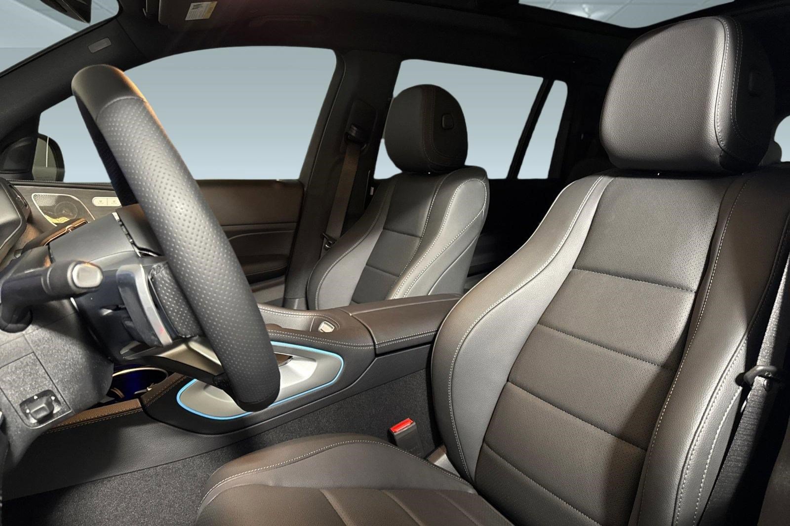 Certified 2025 Mercedes-Benz GLS 450 4MATIC image 20