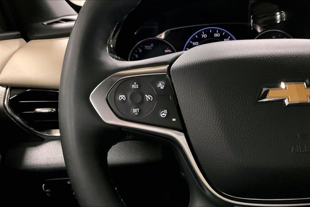 Used 2023 Chevrolet Traverse Premier w/ LPO, Floor Liner Package AWD/4WD image 17