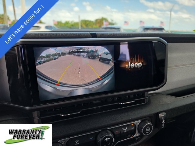 Used 2024 Jeep Wrangler Sport AWD/4WD image 23