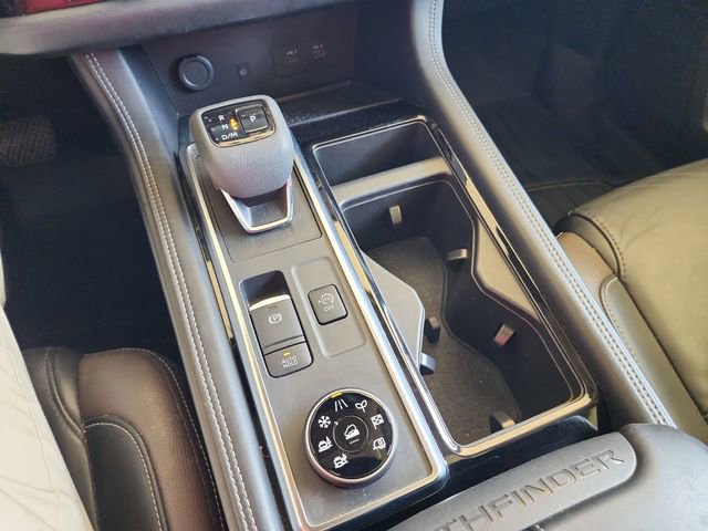 Used 2023 Nissan Pathfinder Platinum w/ Cargo Package AWD/4WD image 19