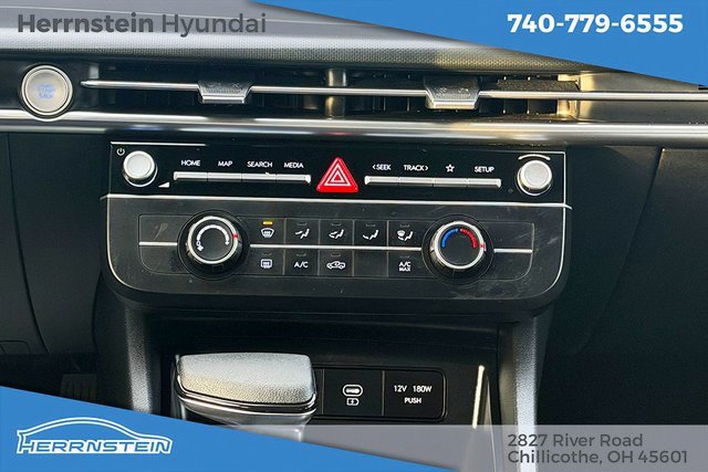 Certified 2025 Hyundai Santa Cruz SE image 10