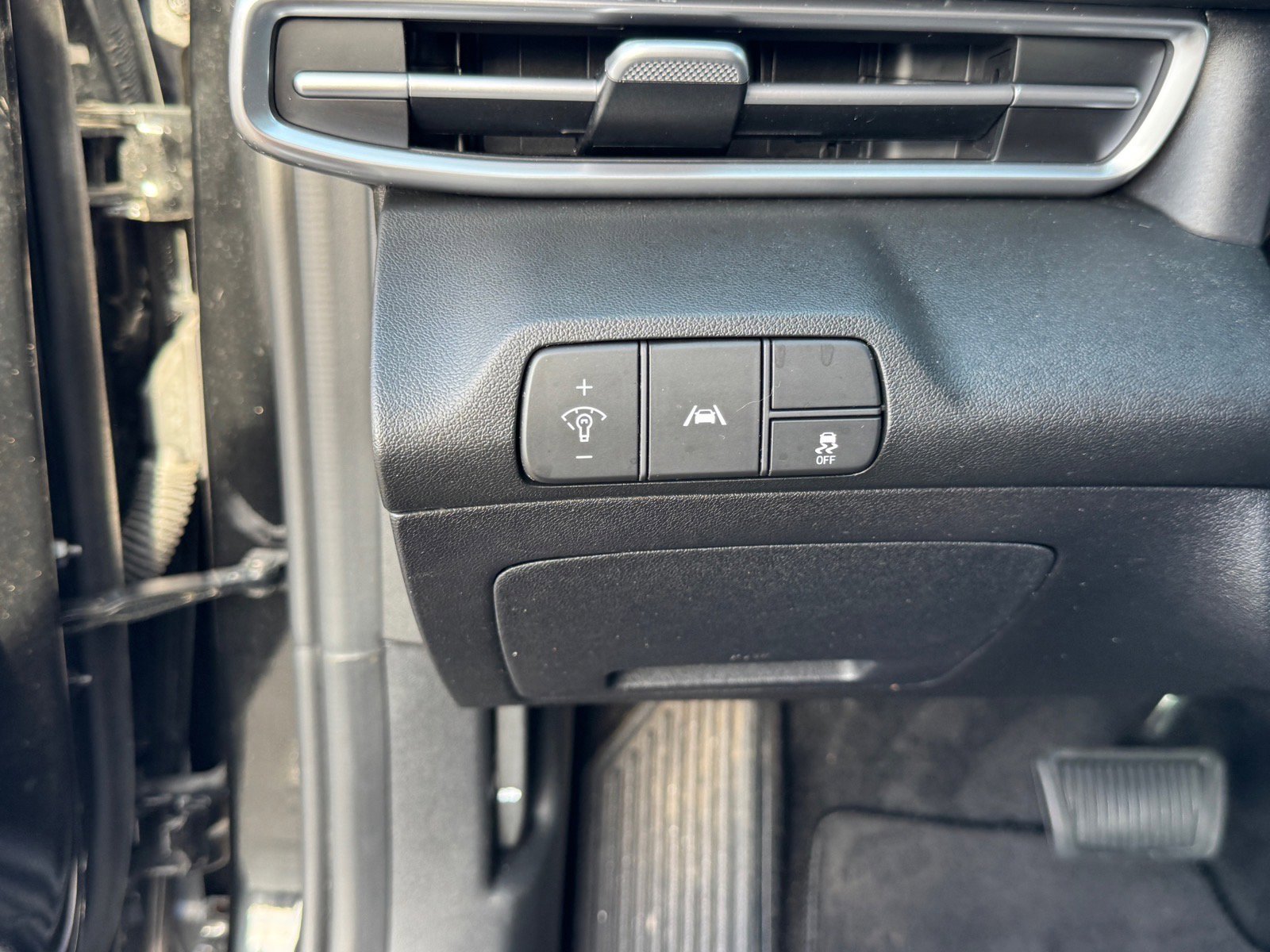 Used 2023 Hyundai Elantra SEL FWD image 19
