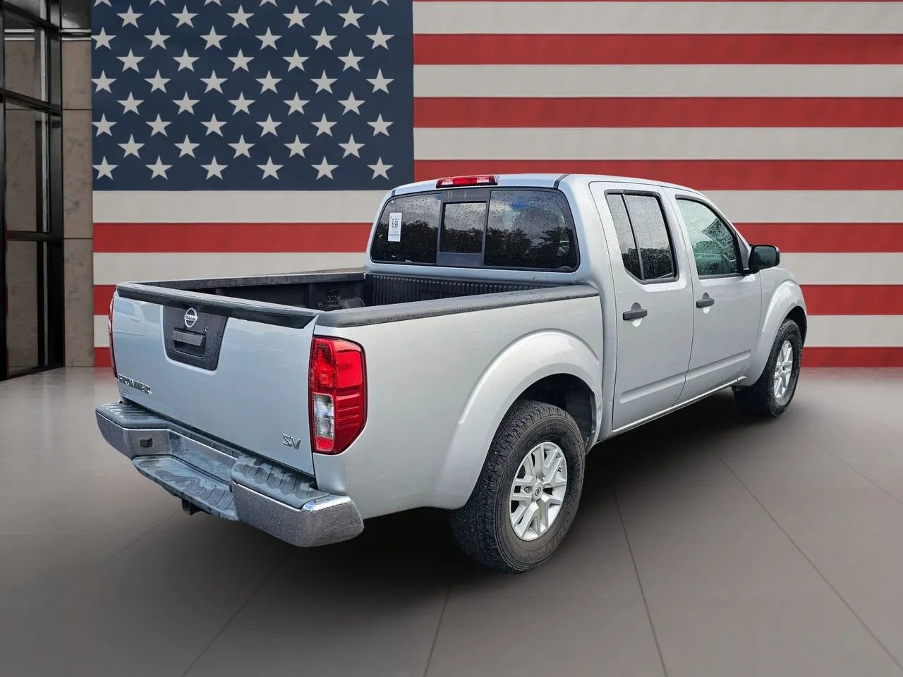 Used 2019 Nissan Frontier SV image 6