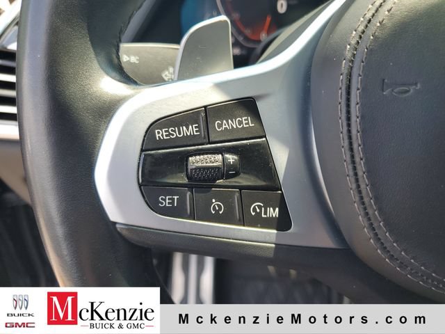 Used 2021 BMW X7 xDrive40i w/ M Sport Package AWD/4WD image 12