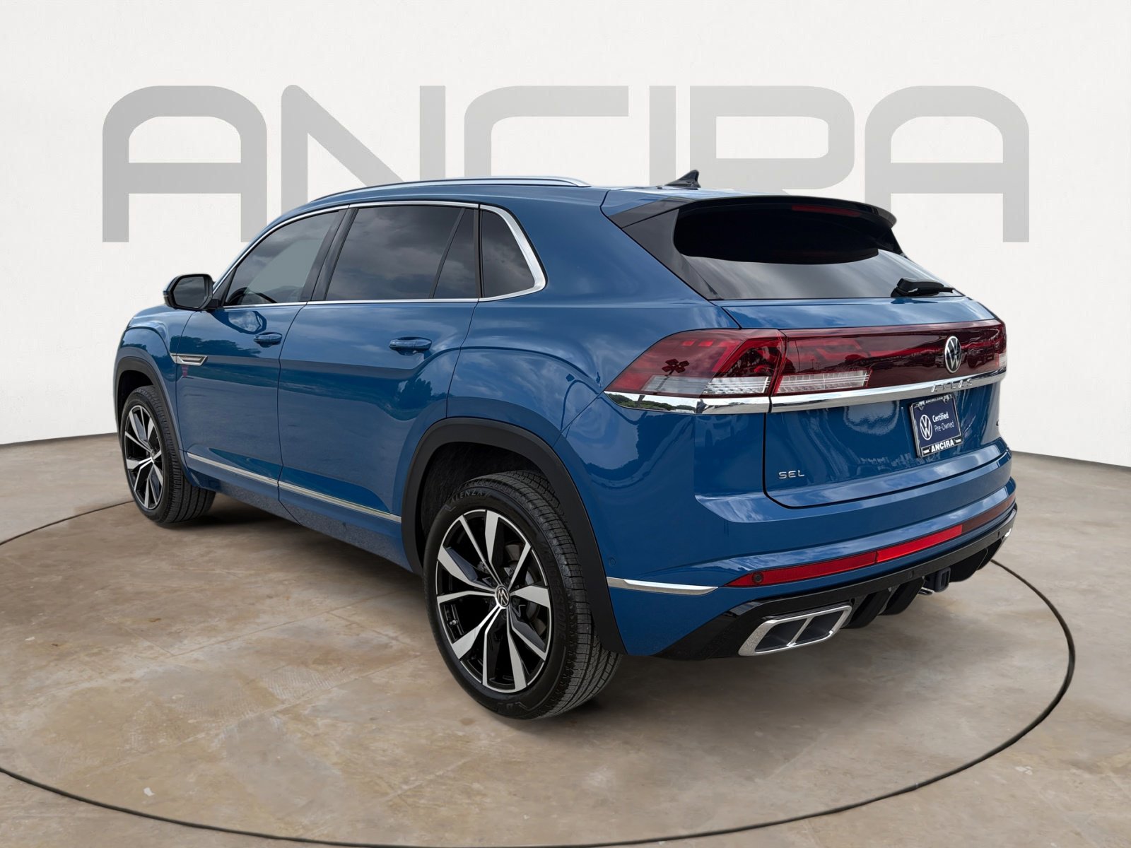 Certified 2025 Volkswagen Atlas Cross Sport SEL Premium R-Line AWD/4WD image 8